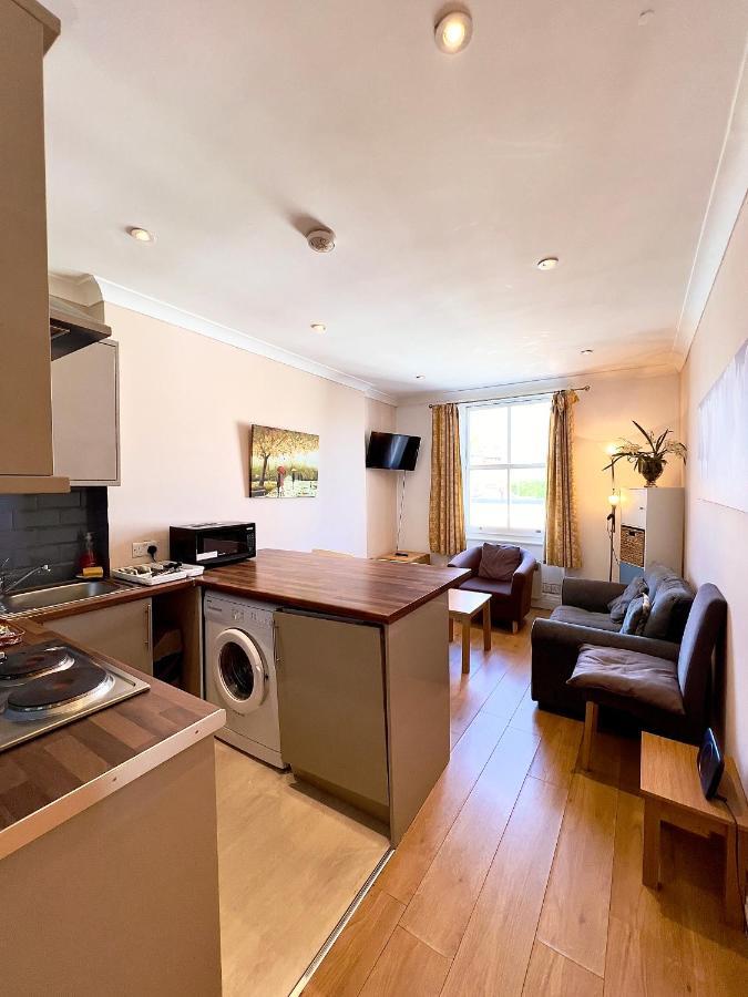 2 Bedroom Apartment In Westminster Londres Extérieur photo